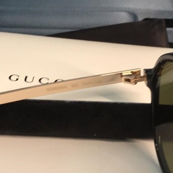 New Authentic Gucci Black Sunglasses with Green Lenses GG0829SA 002 - Picture 10 of 11